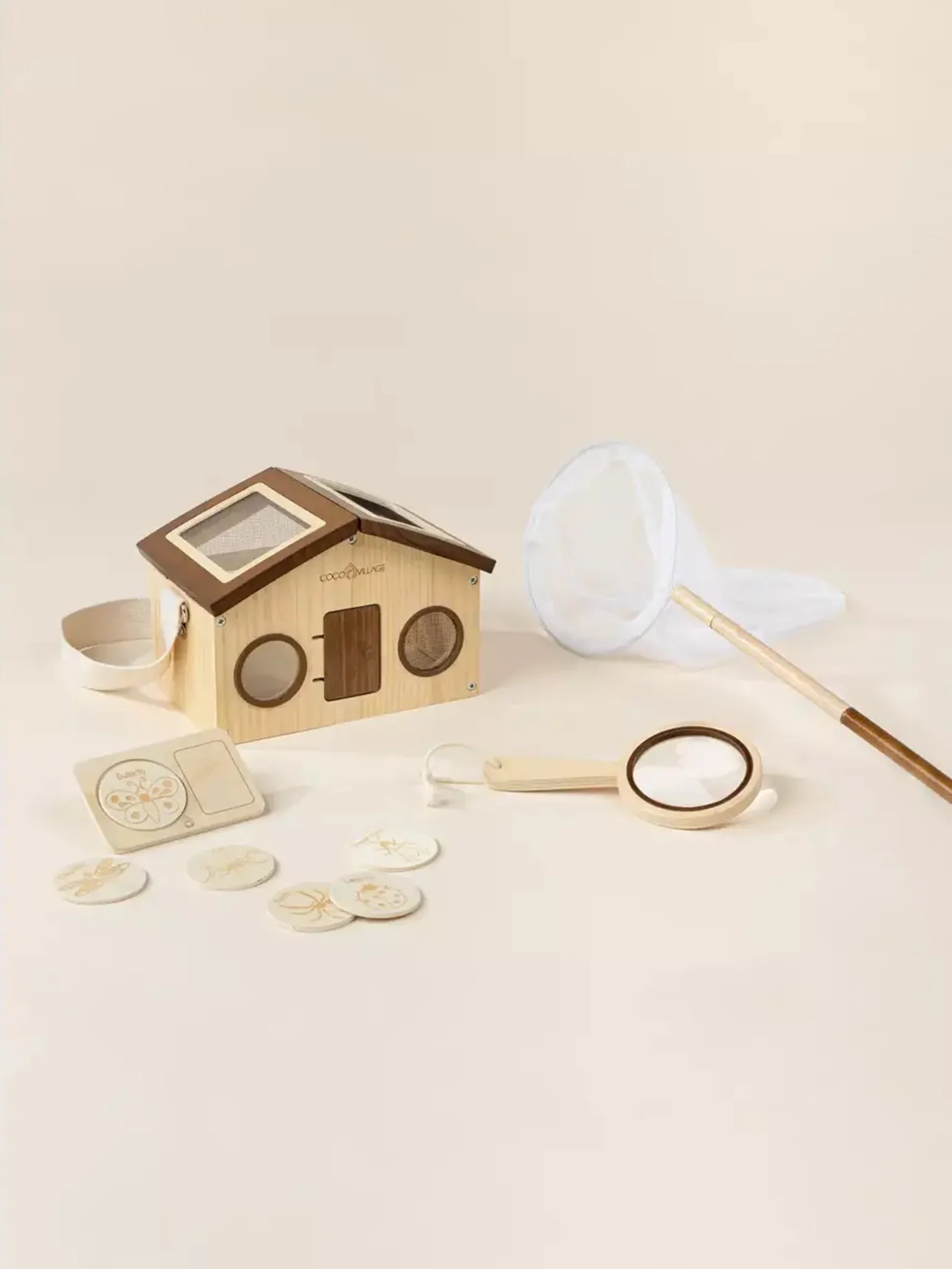 Wooden Bug Catcher & Exploration Set