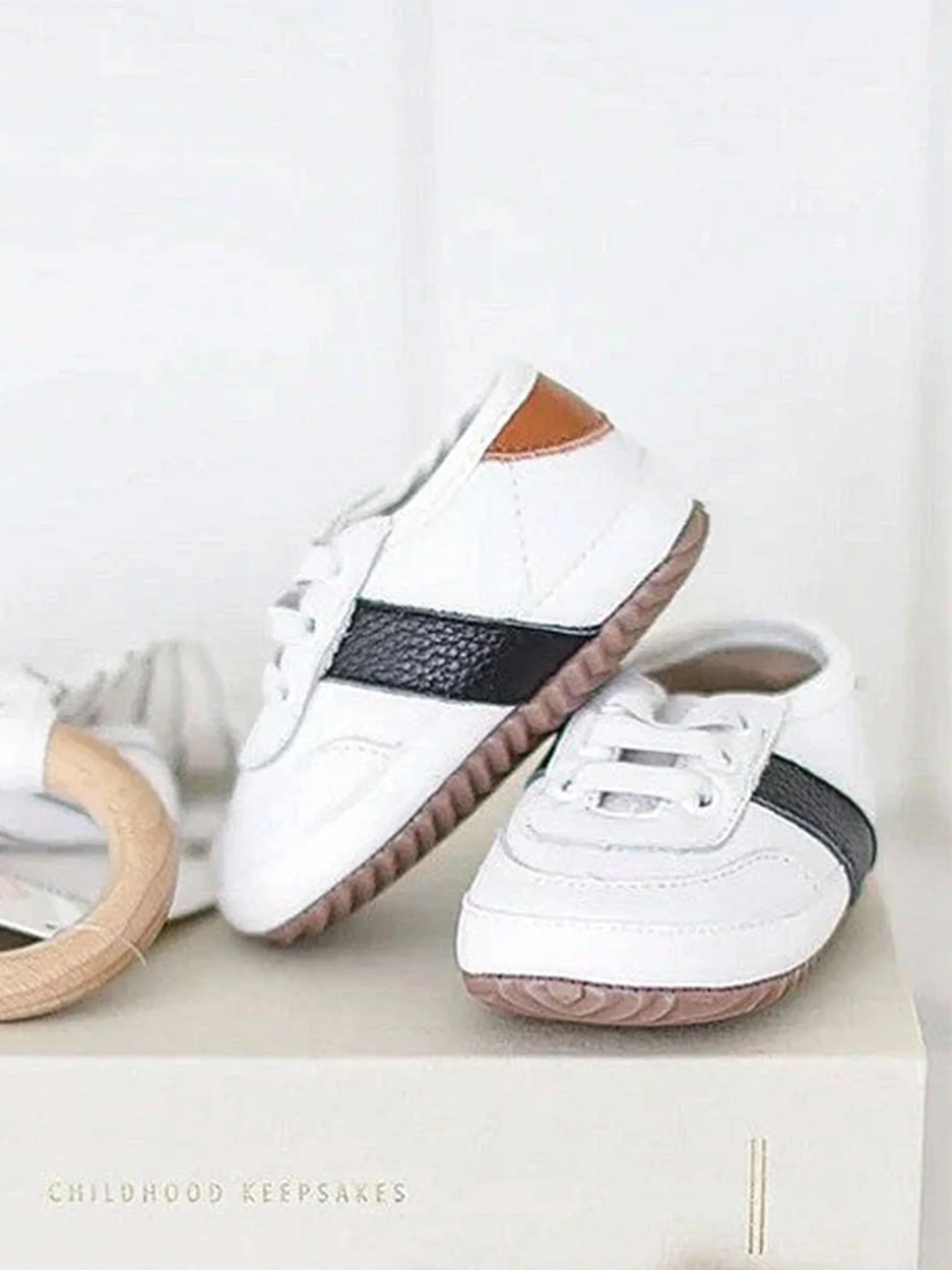 Saddle Sneakers