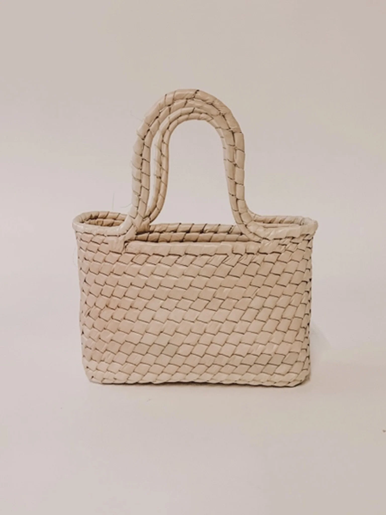 Mini Magnolia Straw Basket